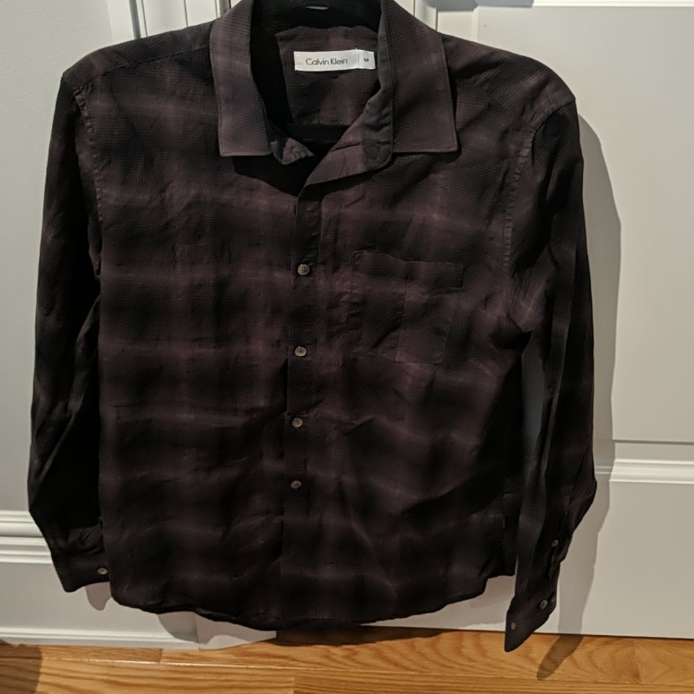 Calvin Klein Casual Men's Casual Button Down Shirt